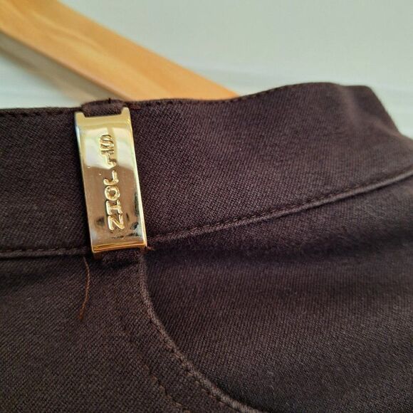 St. John Sport by Marie Gray Pants Jeans Size 10 - Picture 3 of 10